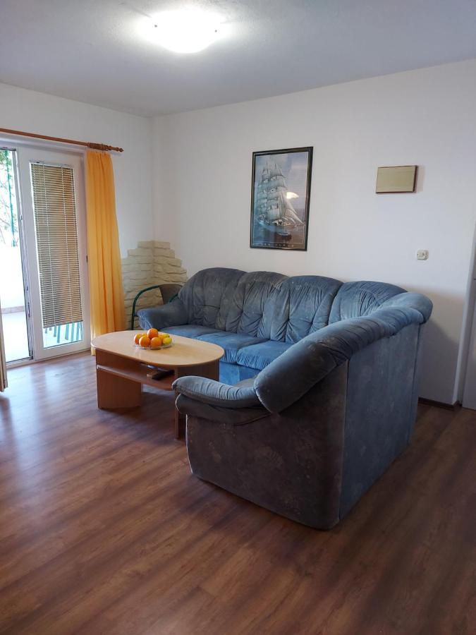Apartmani Tatjana Okrug Gornji Kültér fotó