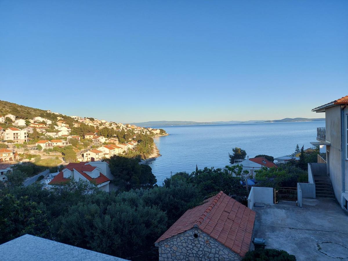 Apartmani Tatjana Okrug Gornji Kültér fotó