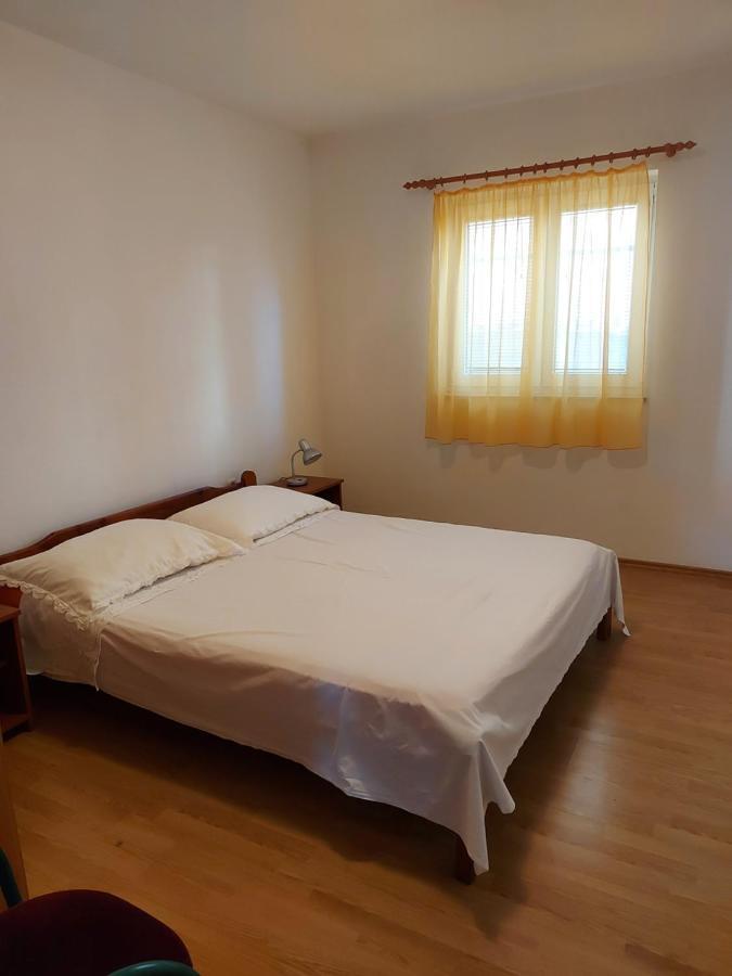 Apartmani Tatjana Okrug Gornji Kültér fotó